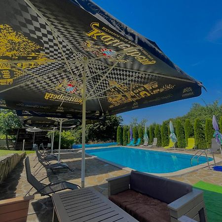 Bachvarovi Villas Trjavna Buitenkant foto